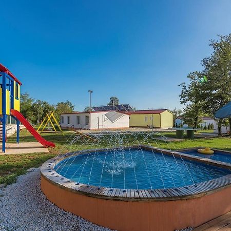 Holiday Park Village Jelovci Kringa Exterior photo